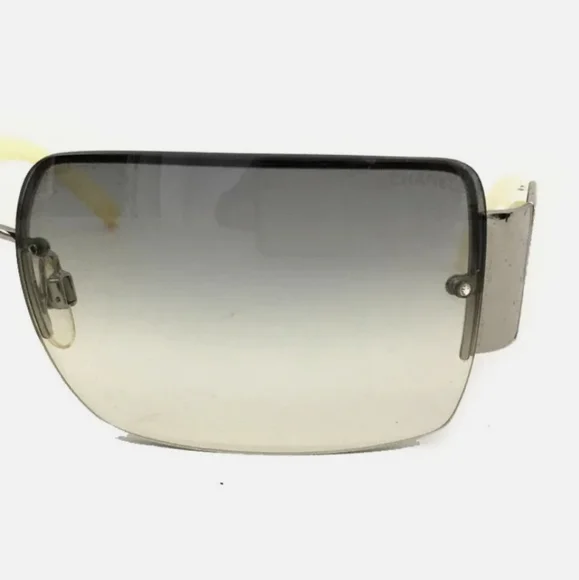 CHANEL 62□15 CC LOGO CREAM SUNGLASSES/R2842 - Picture 5 of 12